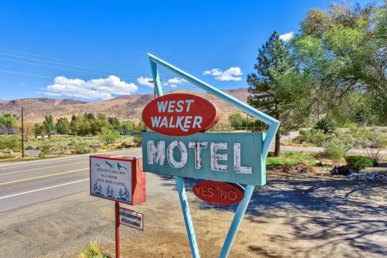 The Historic West Walker Motel Екстериор снимка